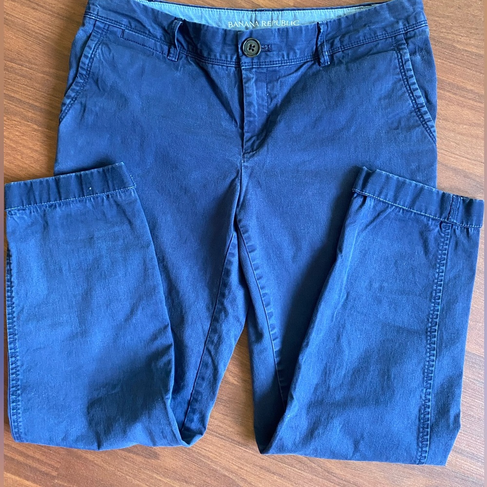 Banana Republic women’s Navy Chino Pants - Cropped Size 0/XS/XXS